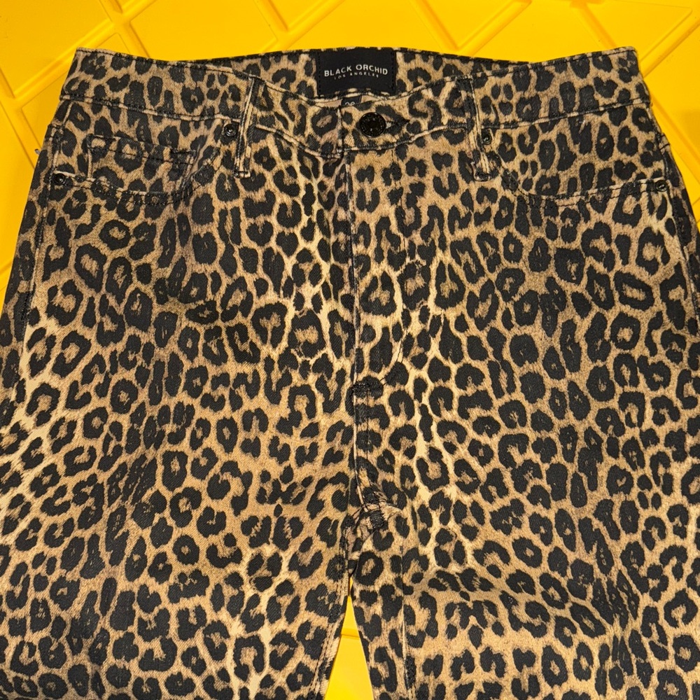 Black Orchid CARMEN JEANS‎ | Size 28 color Cheetah, CUT #2549, NEW